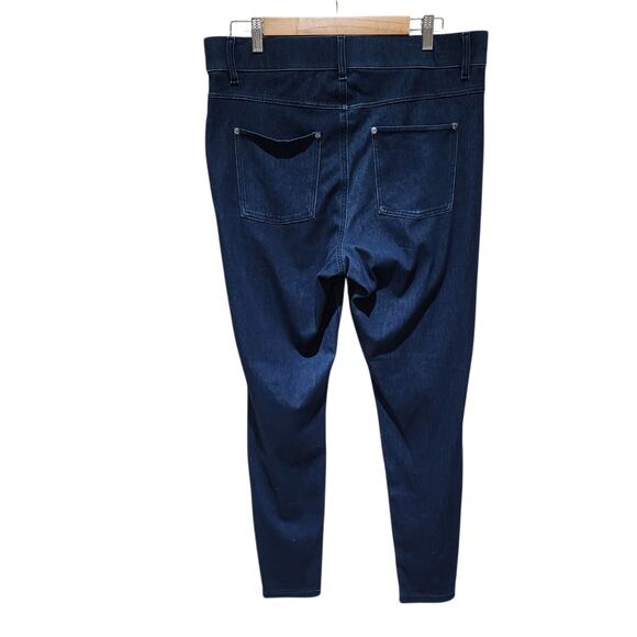 Hue Denim Leggings - Picture 3 of 6